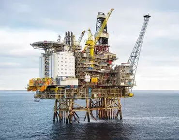 Oil platform